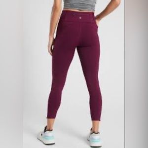 NWOT ATHLETA Velocity 7/8 Tight